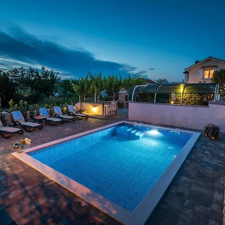 Vila Marina *
